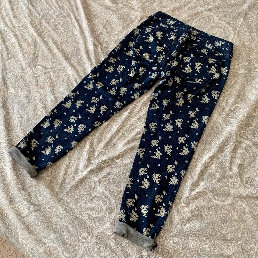 Crew Cropped Jeans- Indigo Floral - Picture 5 of 8